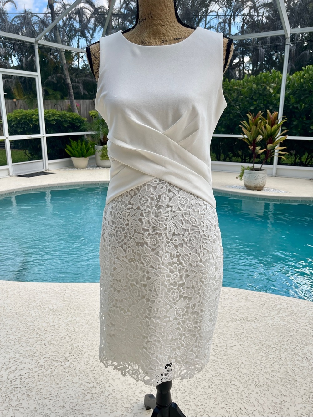 Taylor Ivory/Cream Sleeveless Midi Dress with Lace Skirt – NWT – Size 6